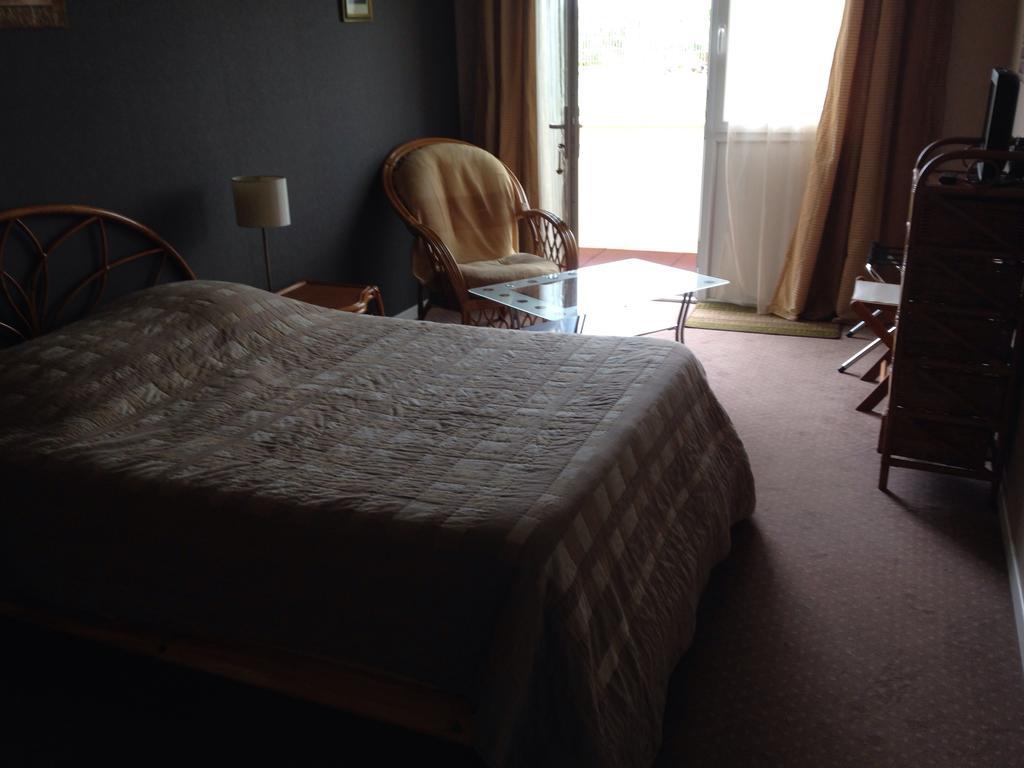 L'Epicurien Hotell Saint-Nicolas-de-Port Rum bild