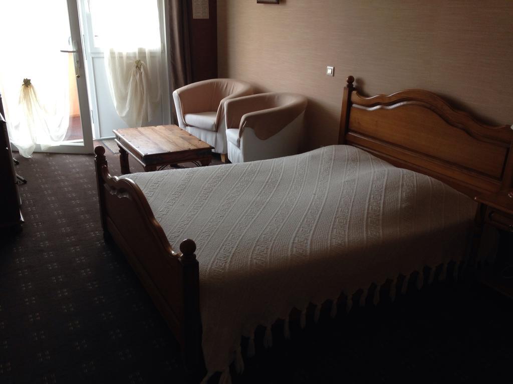 L'Epicurien Hotell Saint-Nicolas-de-Port Rum bild