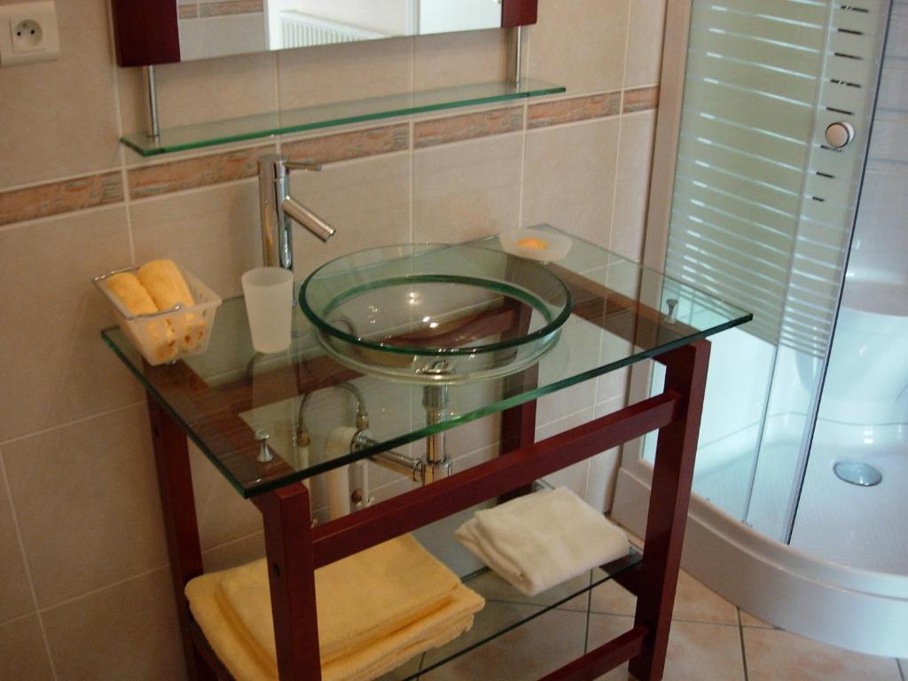 L'Epicurien Hotell Saint-Nicolas-de-Port Rum bild